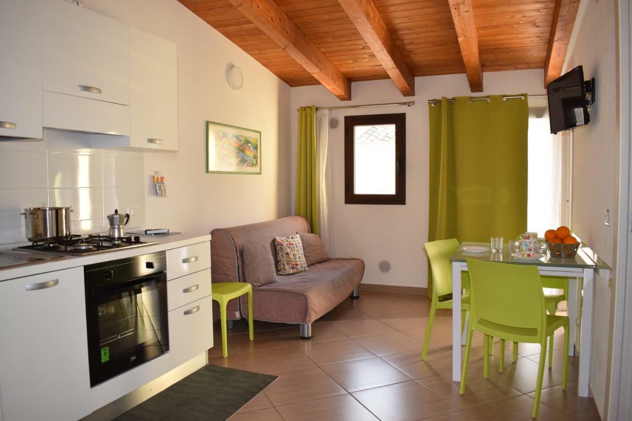 Casa Vacanze Del Golfo كاستيلاّماري ديل غو المظهر الخارجي الصورة